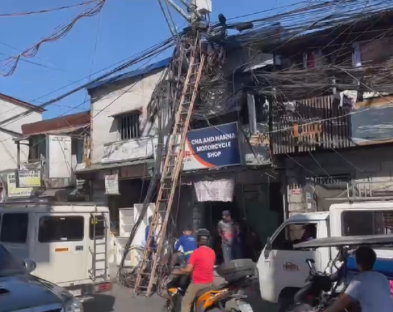 Brgy. Pinagbuhatan sa Pasig, isang linggong walang internet dahil sa natumbang poste ng Meralco